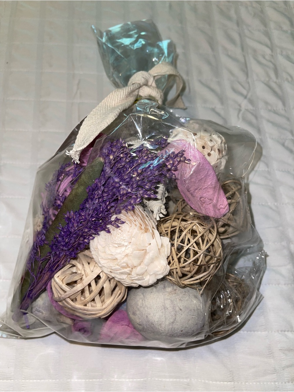 The Collection Purple and Cream Potpourri Bundle